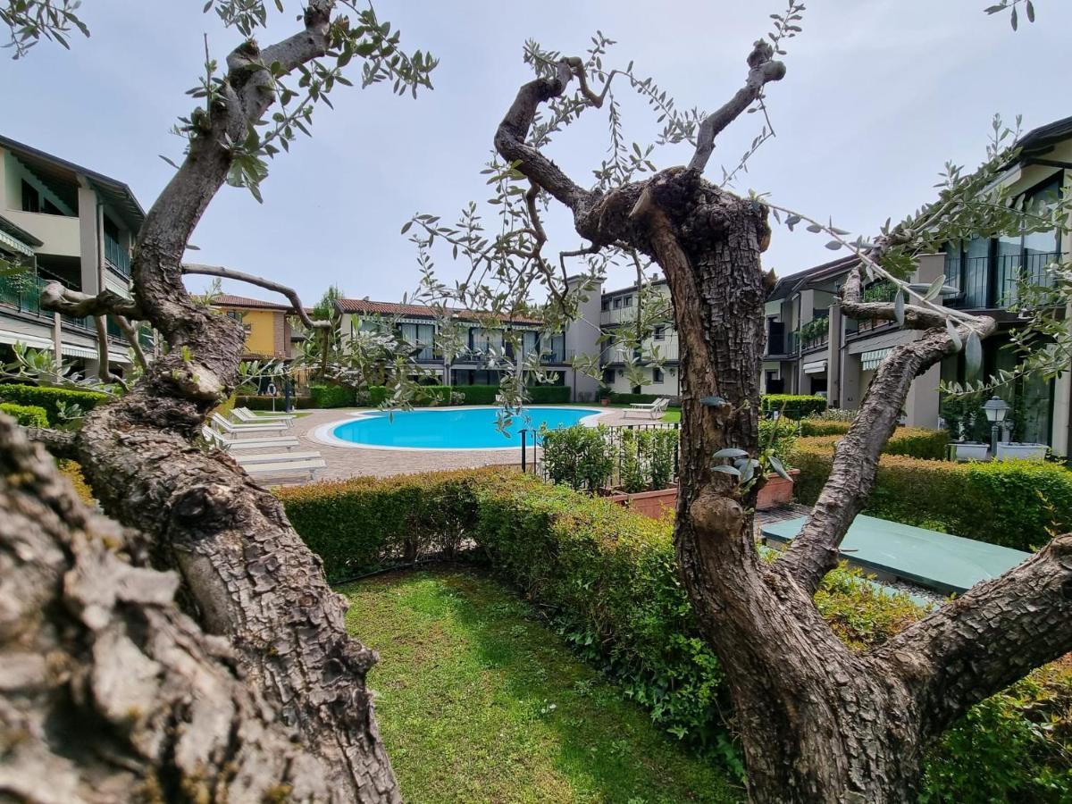 Le Terrazze Sul Lago Hotel & Residence Padenghe sul Garda Exterior foto